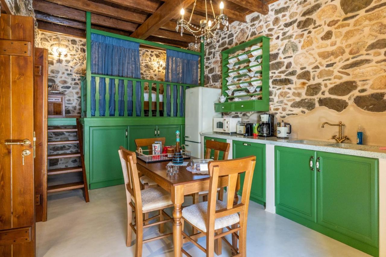 Holiday home Aggel's House - Stone House - Private Pool - Courtyard - Countryside Views *