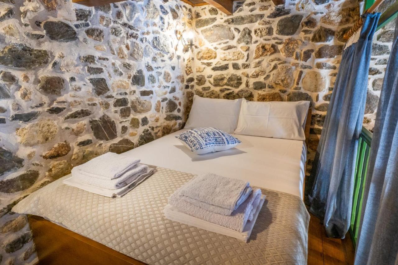 Aggel's House - Stone House - Private Pool - Courtyard - Countryside Views Kato Episkopi