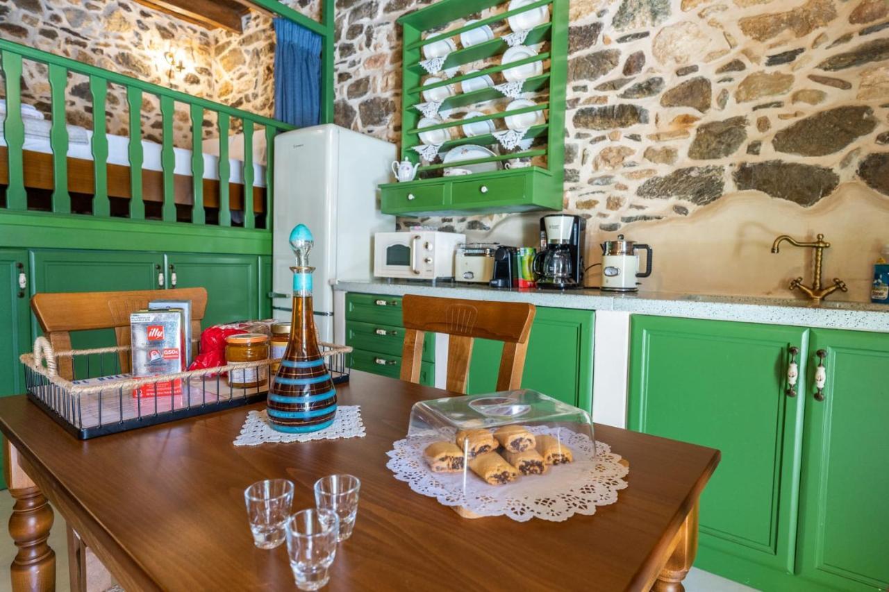 Aggel's House - Stone House - Private Pool - Courtyard - Countryside Views Holiday home *