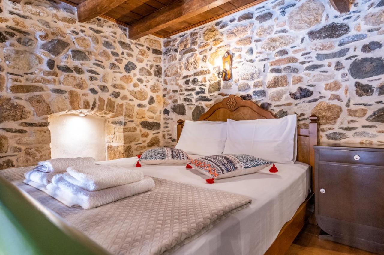 Holiday home Aggel's House - Stone House - Private Pool - Courtyard - Countryside Views Kato Episkopi