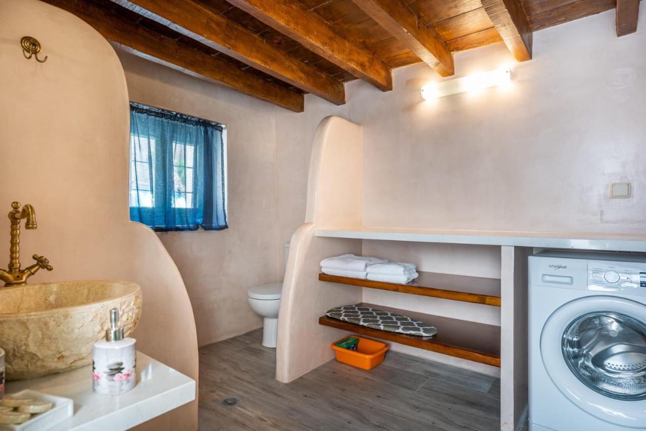 Ferienhaus Aggel's House - Stone House - Private Pool - Courtyard - Countryside Views Kato Episkopi