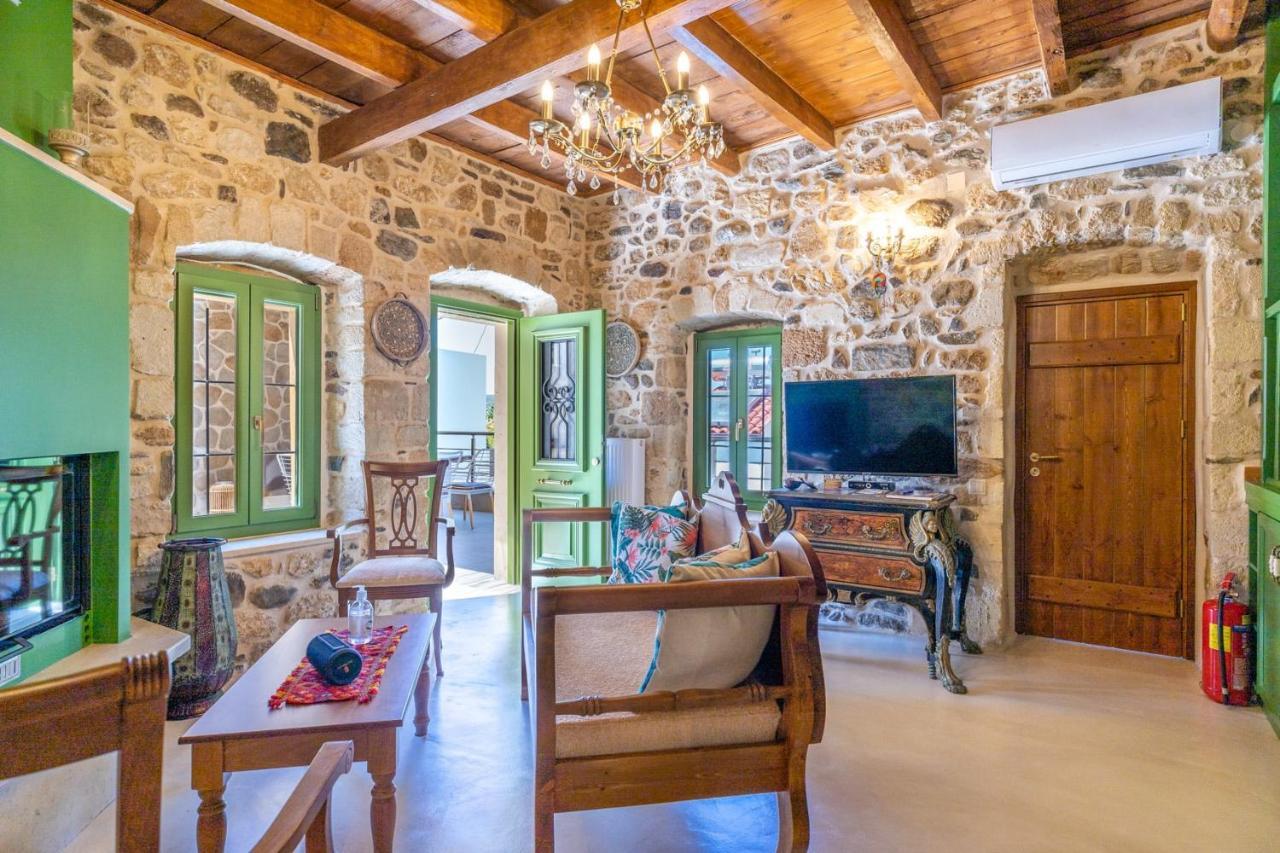 Aggel's House - Stone House - Private Pool - Courtyard - Countryside Views * Kato Episkopi