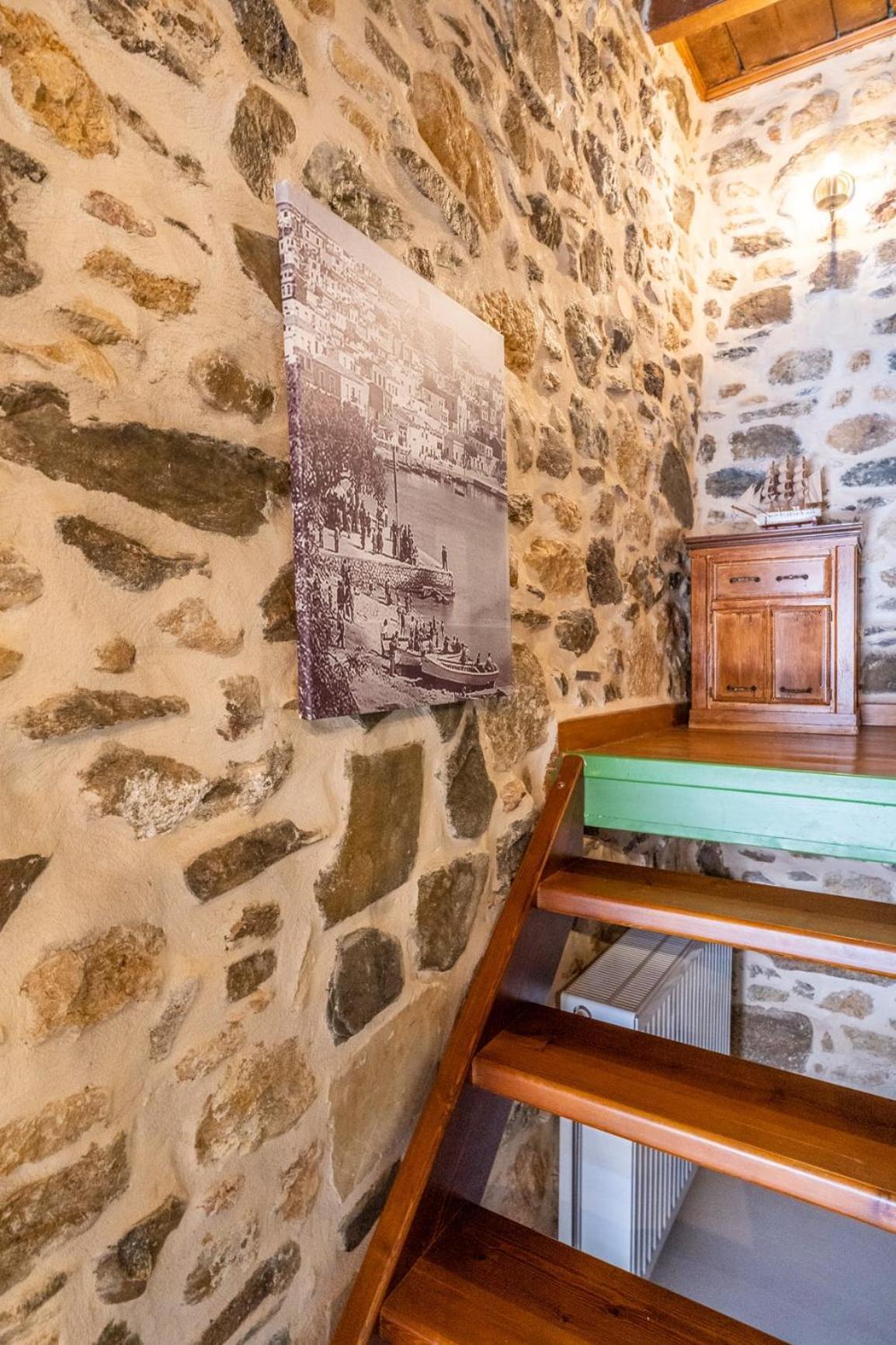 Ferienhaus Aggel's House - Stone House - Private Pool - Courtyard - Countryside Views *